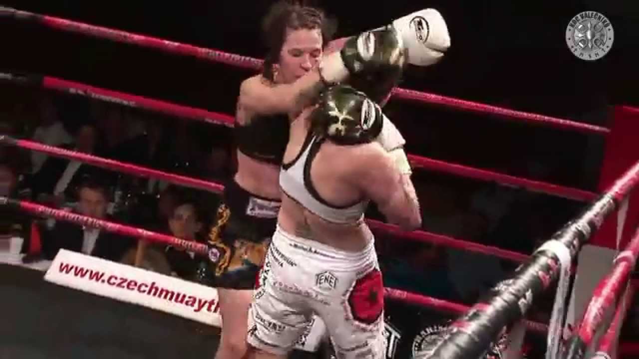 TEREZA DVOŘÁKOVÁ vs. ALENA HLADÍKOVÁ - NOC VÁLEČNÍKŮ 10