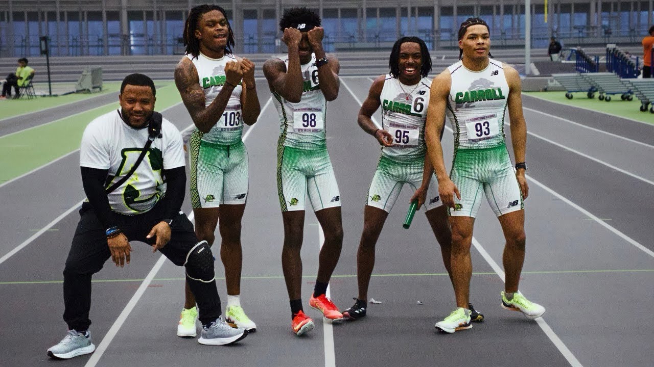 Архиепископ Кэрролл занял второе место в США среди юношей 4x400 м