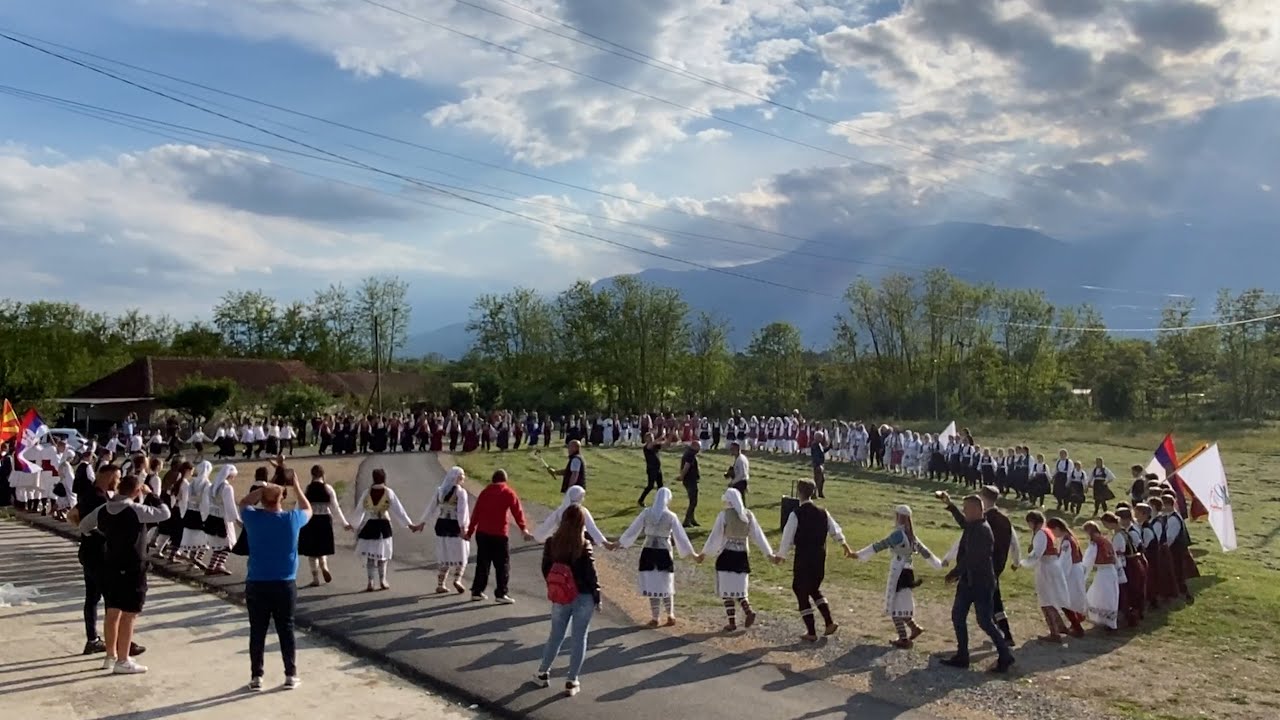 Uz pesmu, defile i igru održan festival u Goraždevcu