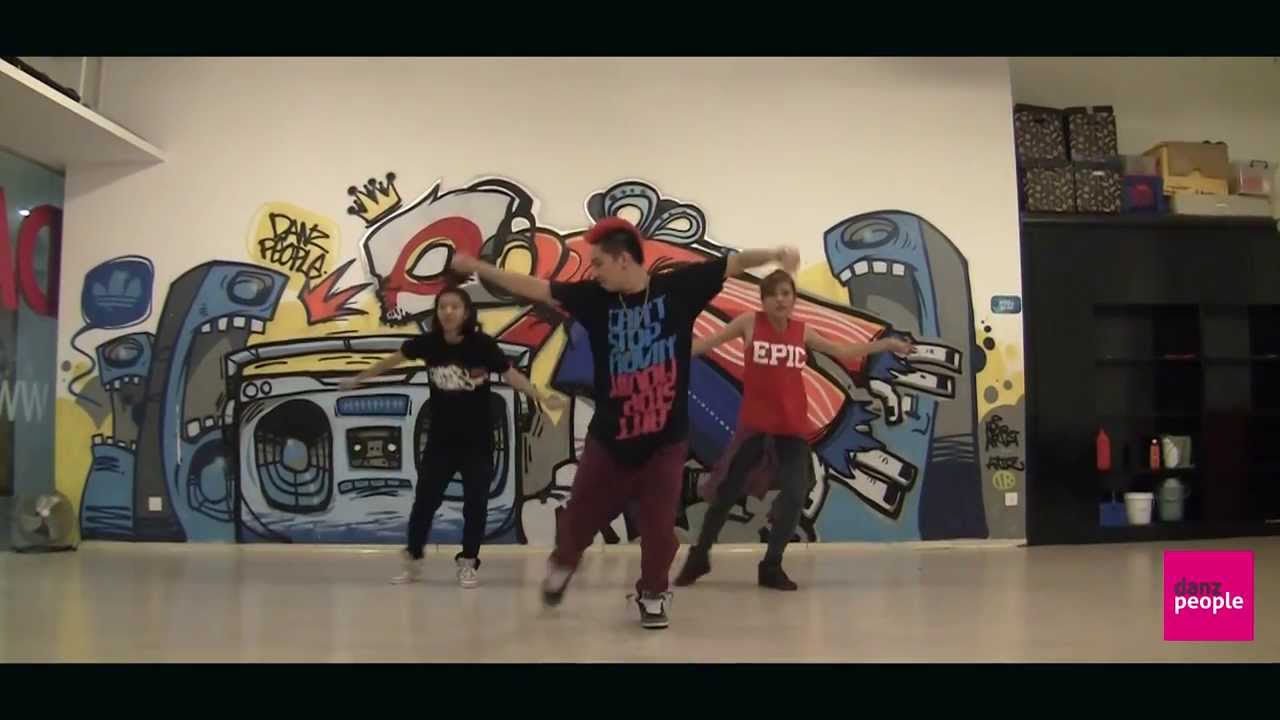 Alex Ow - Love Me Like You Do by Justin Bieber
