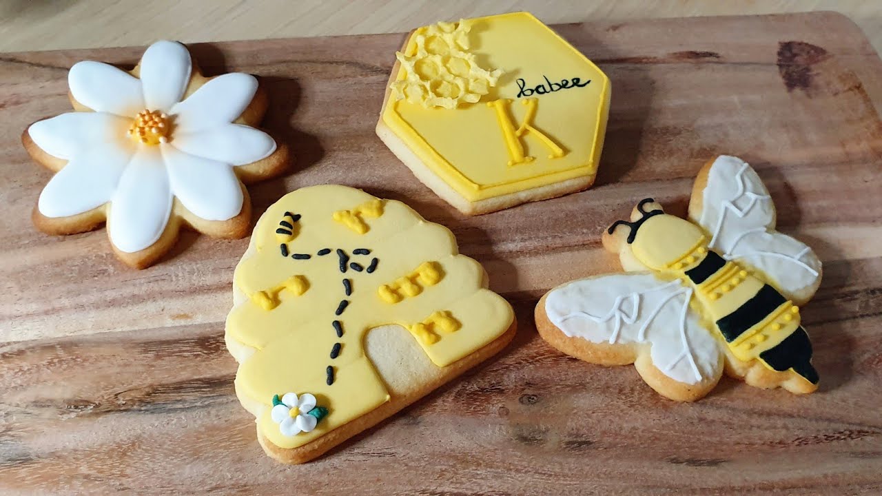 Babeee and 1st bee-day royal icing cookie tutorial / Beehive / Honeycomb/ Bee