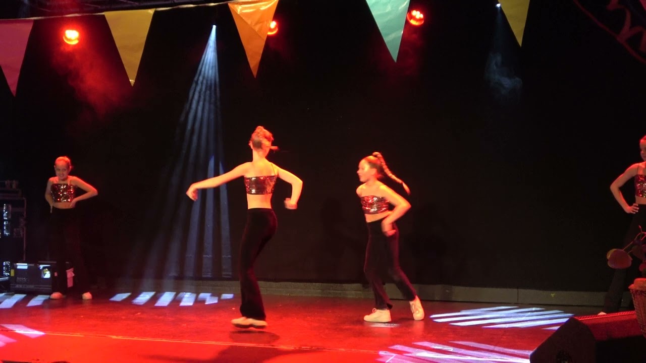 Saar, Anouk, Roos & Liv - Dancefactor RKDOS - Show 4