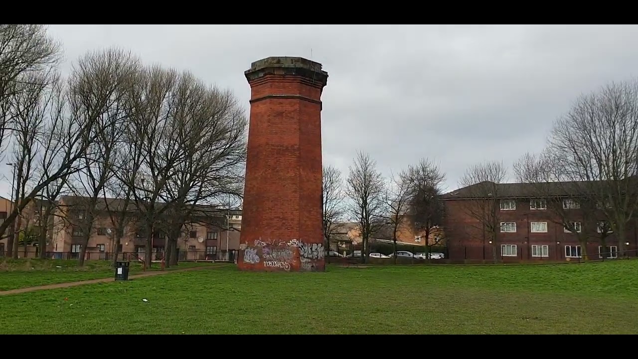 crown street park liverpool looking at edge hill cuttings vents in the park above  wapping tunnels