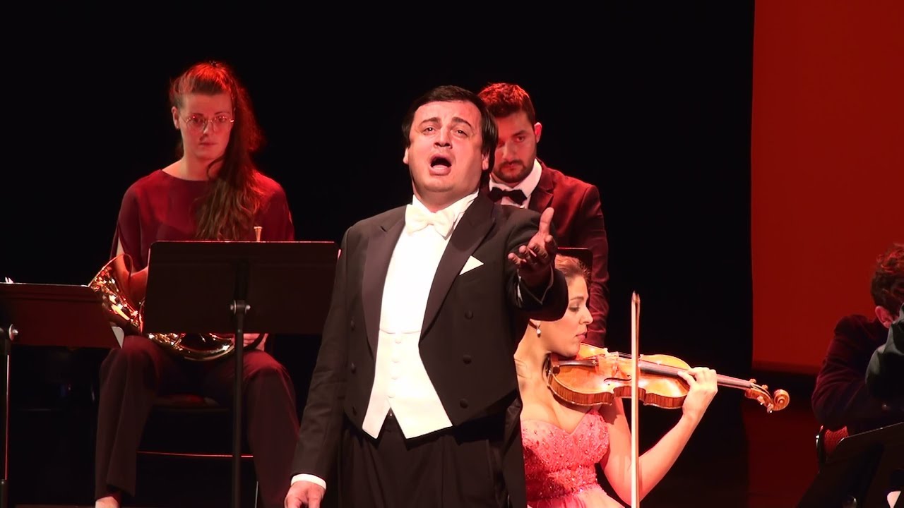 Irakli KAKHIDZE " Celeste Aida " VERDI