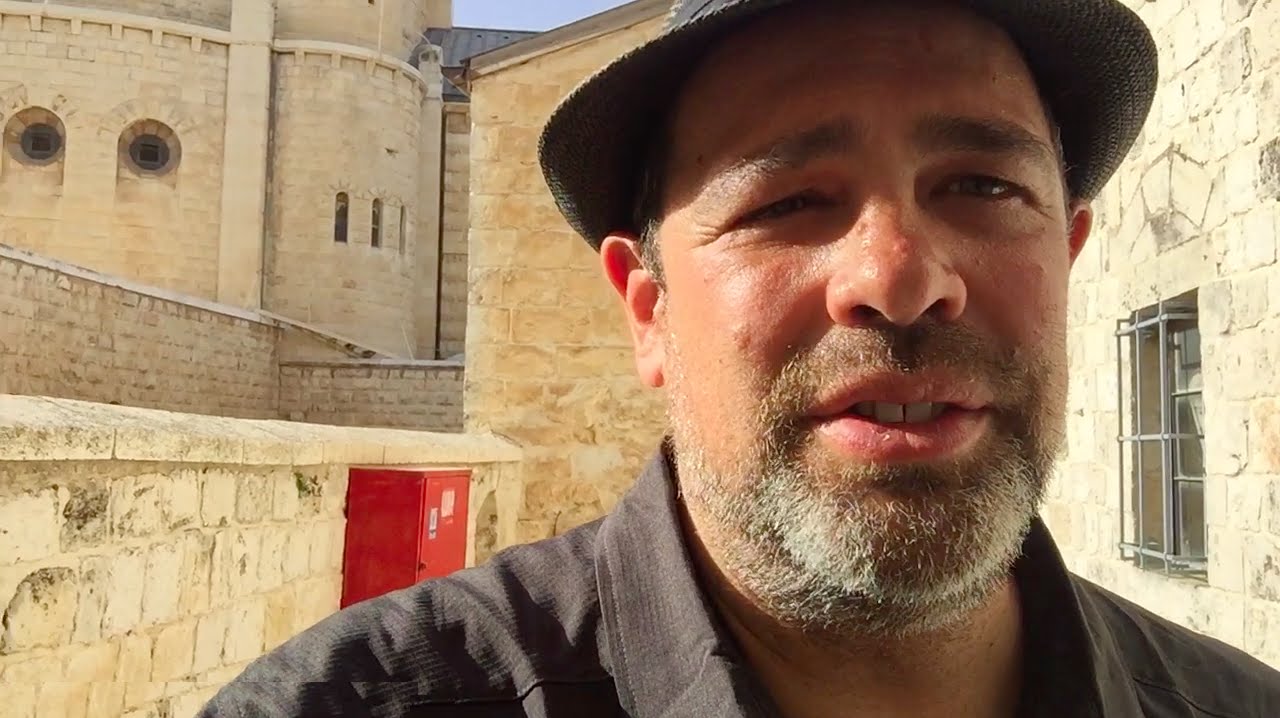 Горница в Израиле: огненные языки и Шавуот (Пятидесятница) с раввином Джейсоном Собелем вживую