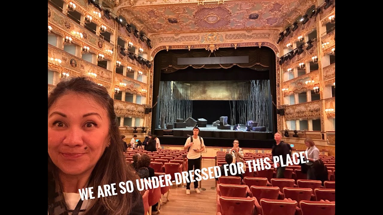 Check out this opera house!!