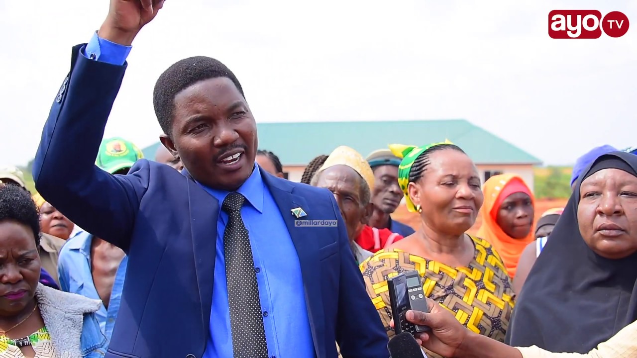 WAZIRI JAFO AMUULIZA DC MUHEZA ''ARE YOU HAPPY'' AKASIRISSHWA NA UJENZI WA HOSPITALI