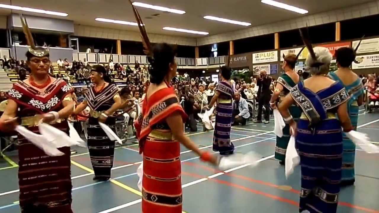 Sajojo - jospan door groep Mae-Uku, Oost-Souburg