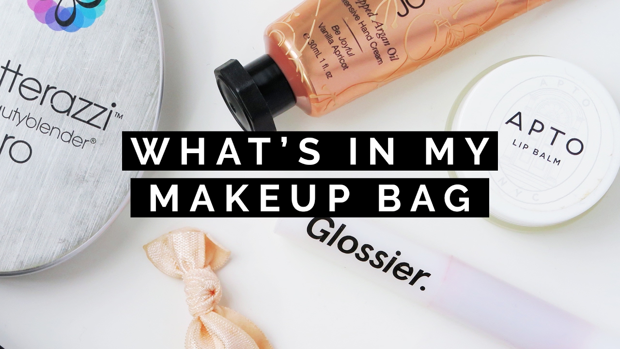 HOW TO TOUCH UP OILY SKIN - WHAT'S IN MY MAKEUP BAG