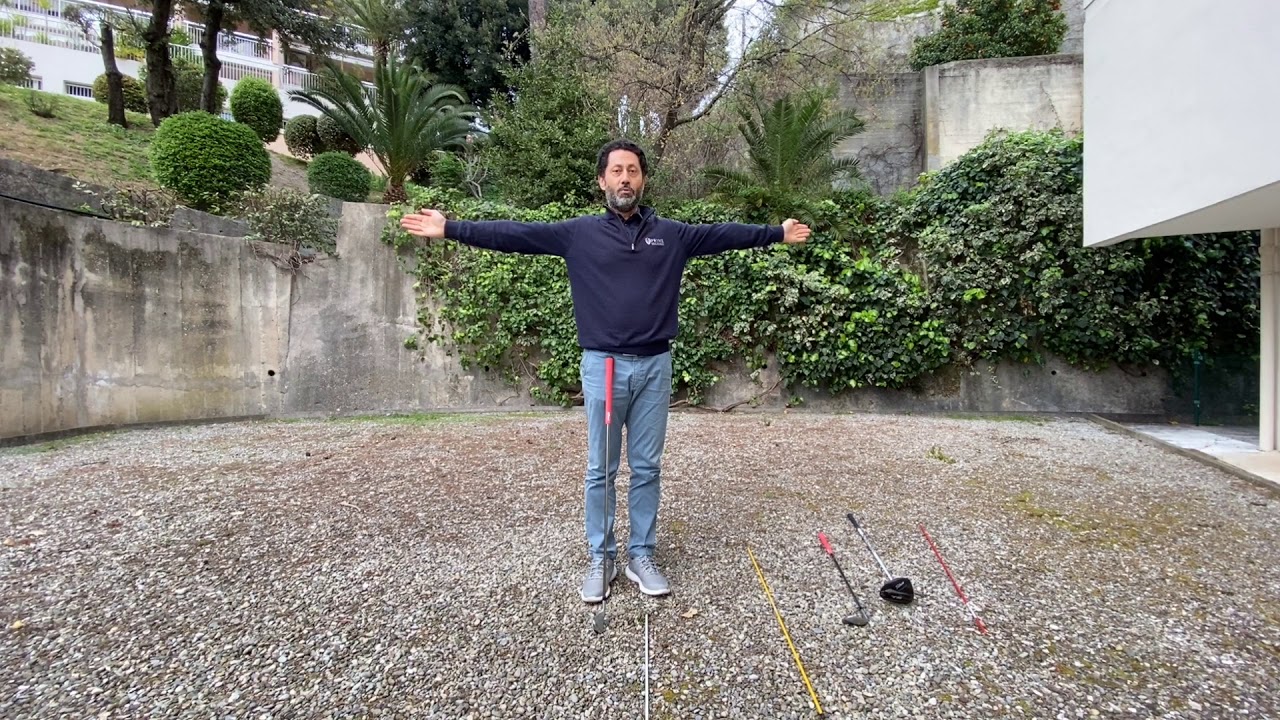 Description détaillée de la position en haut de l'élan du swing de golf ou top backswing.