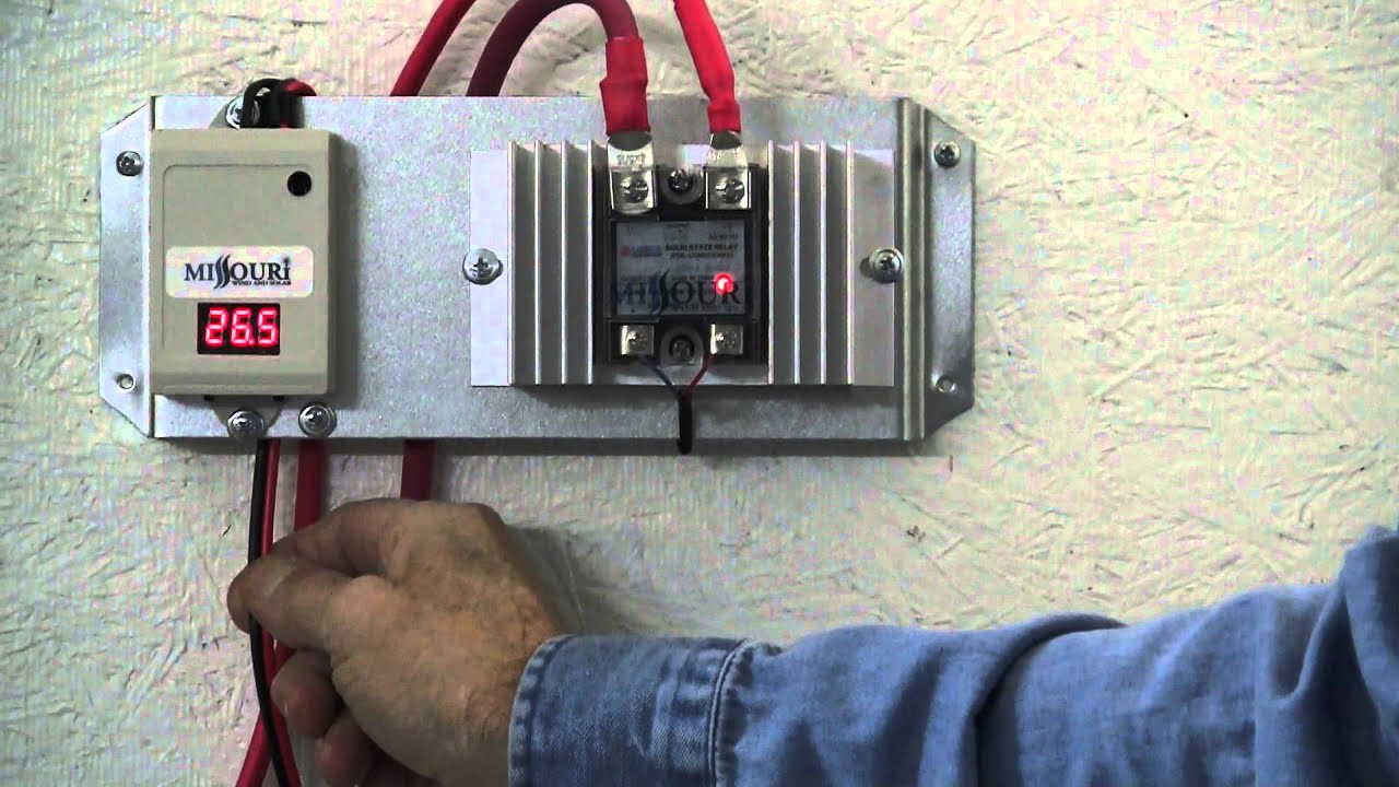 Solid State Solar Panel Charge Controller | Missouri Wind and Solar