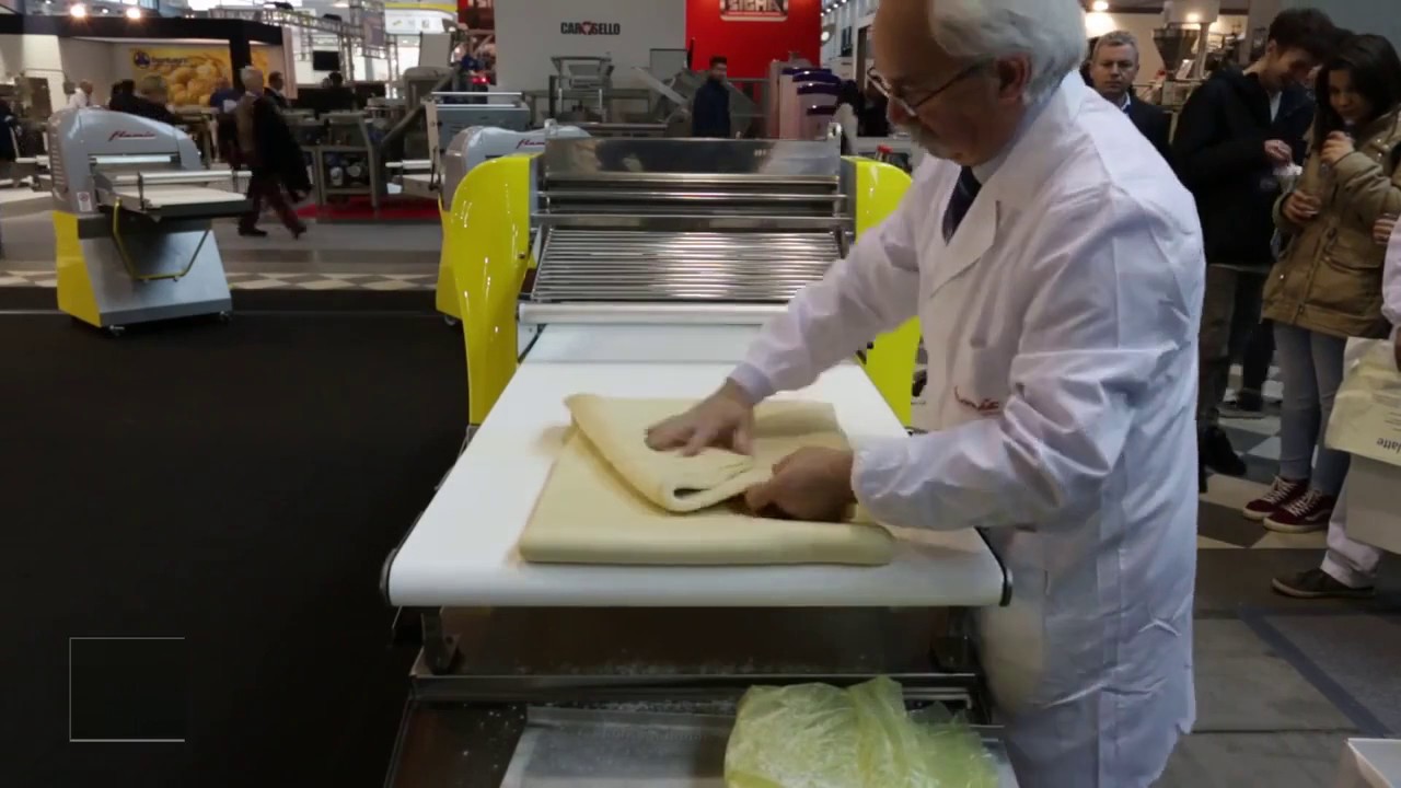 Приготовление слоеного теста на тестораскаточной машине cut