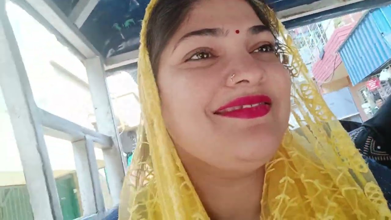 Achanak se hum log kaha gyee ghumne🤣😂😘Avni ne kya kya dekhi😍
