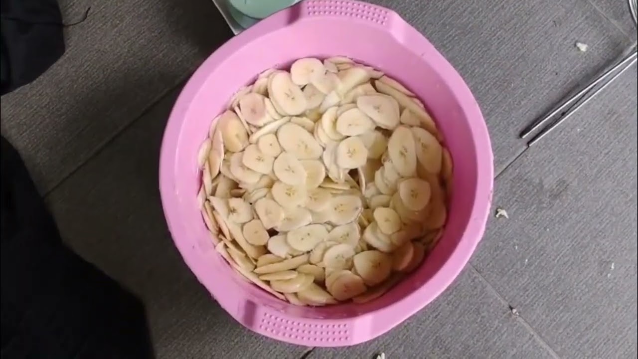 Tugas Sosiologi Makanan Tradisional Keripik Pisang Kayu Manis