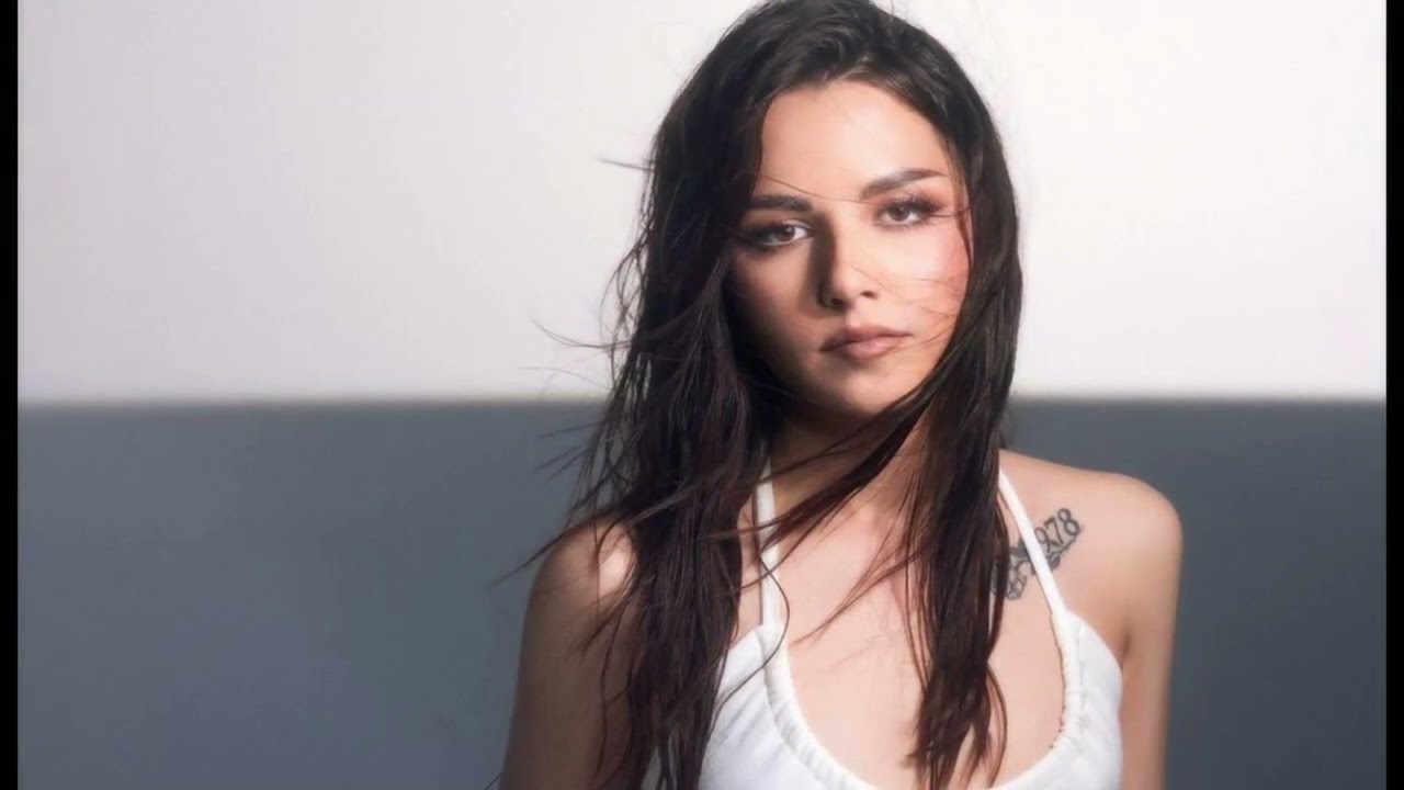 MariQ - Ajuta-ma sa te urasc ( DJ Maya Remix )