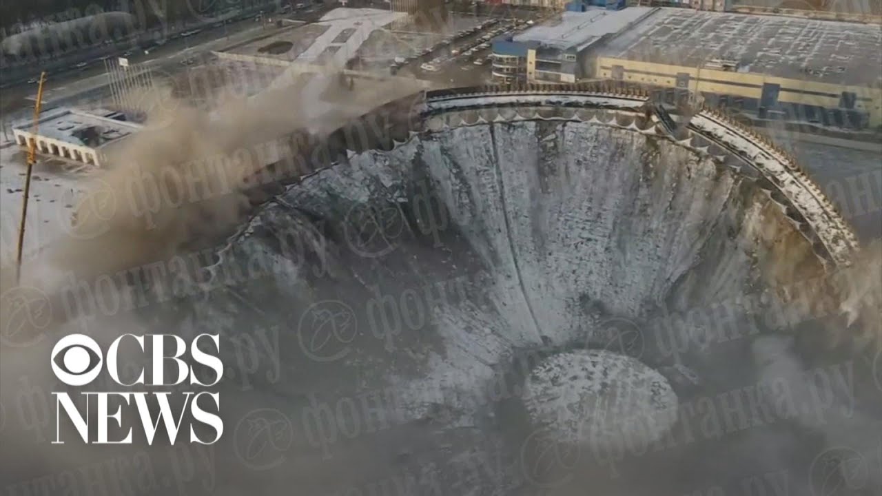 Stadium roof collapse kills worker in Russia