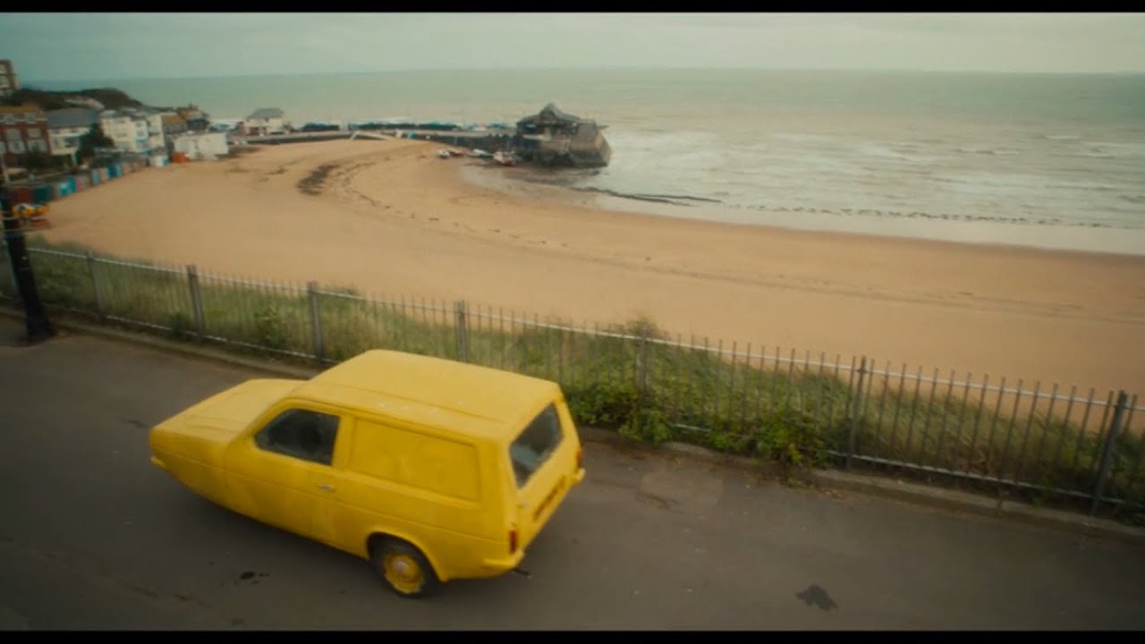 Reliant Robin in the film  