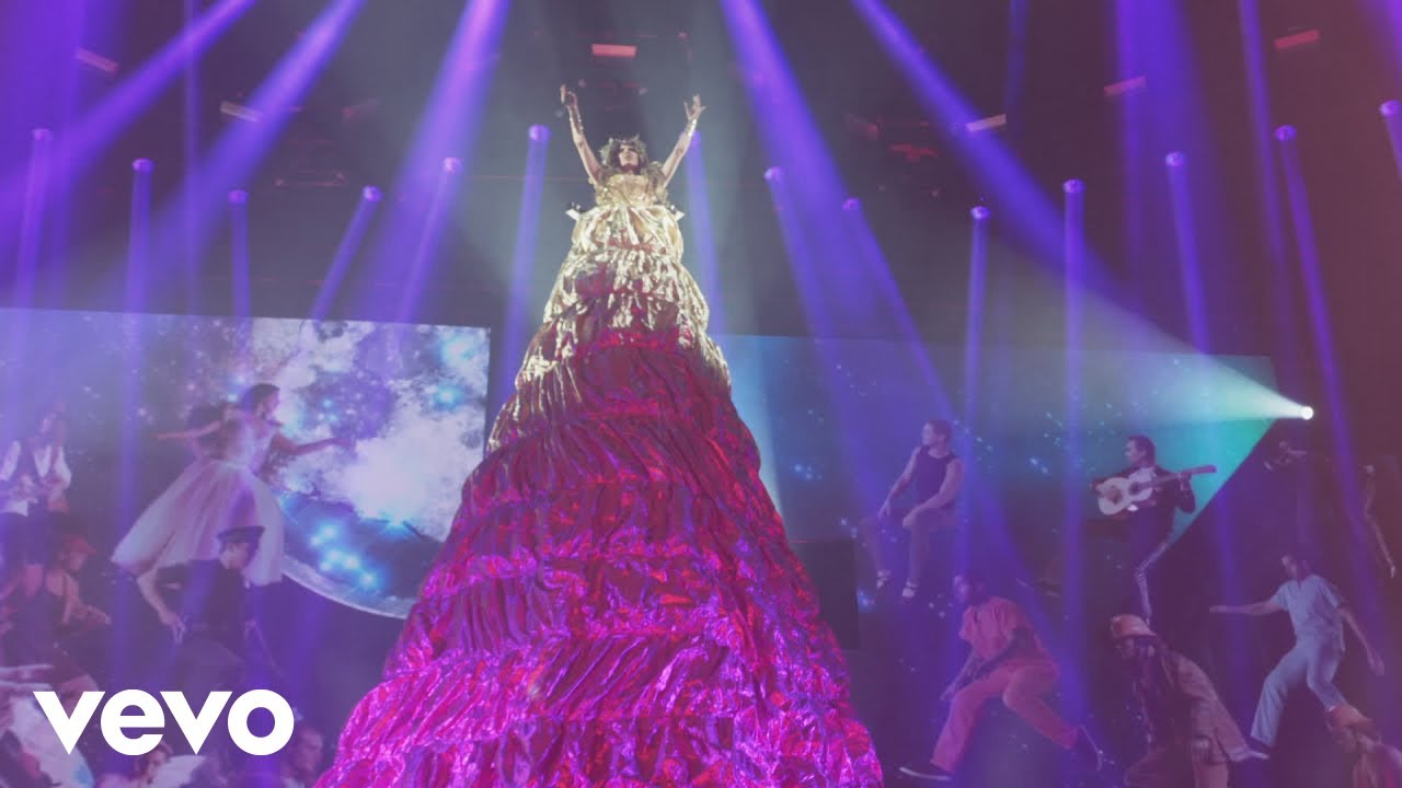 Gloria Trevi - Diosa de La Noche (En Vivo Desde La Arena Ciudad De México)