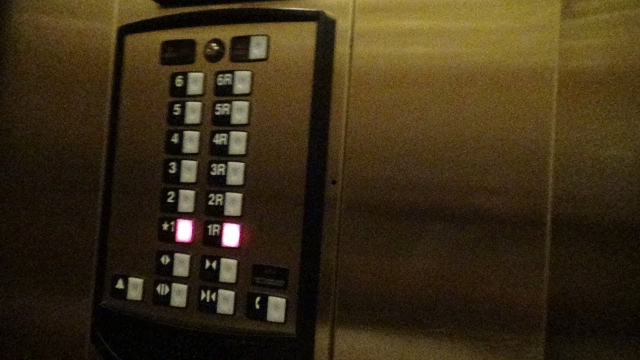 Schindler 400A Traction Elevators - Sheraton Duluth Hotel - Duluth, MN