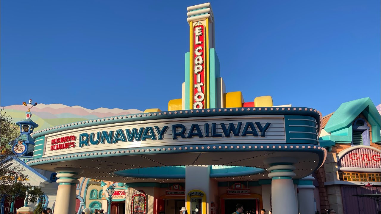 Mickey & Minnie’s Runaway Railway FULL POV #mickeyandminniesrunawayrailway #toontown #disneyland
