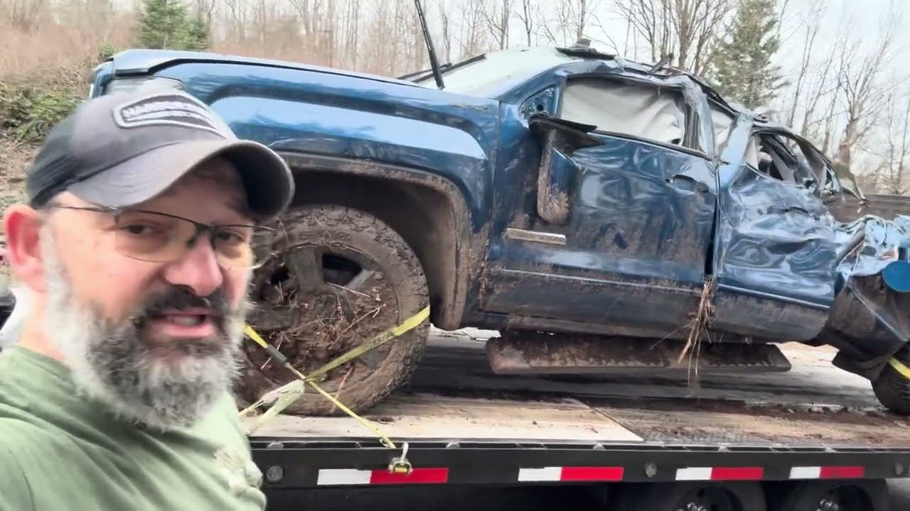 Accident scene recovery / tow #fypシ #tow #foryou #trending #recovery #heavyhaulers 