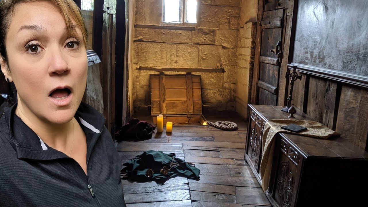 Murder Mystery at Baddesley Clinton