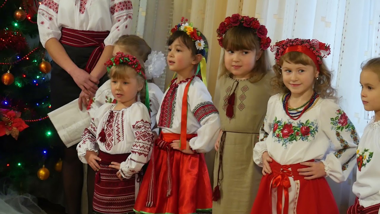 Новорічне свято 13 садок 3 група 2016-17 м. Червоноград