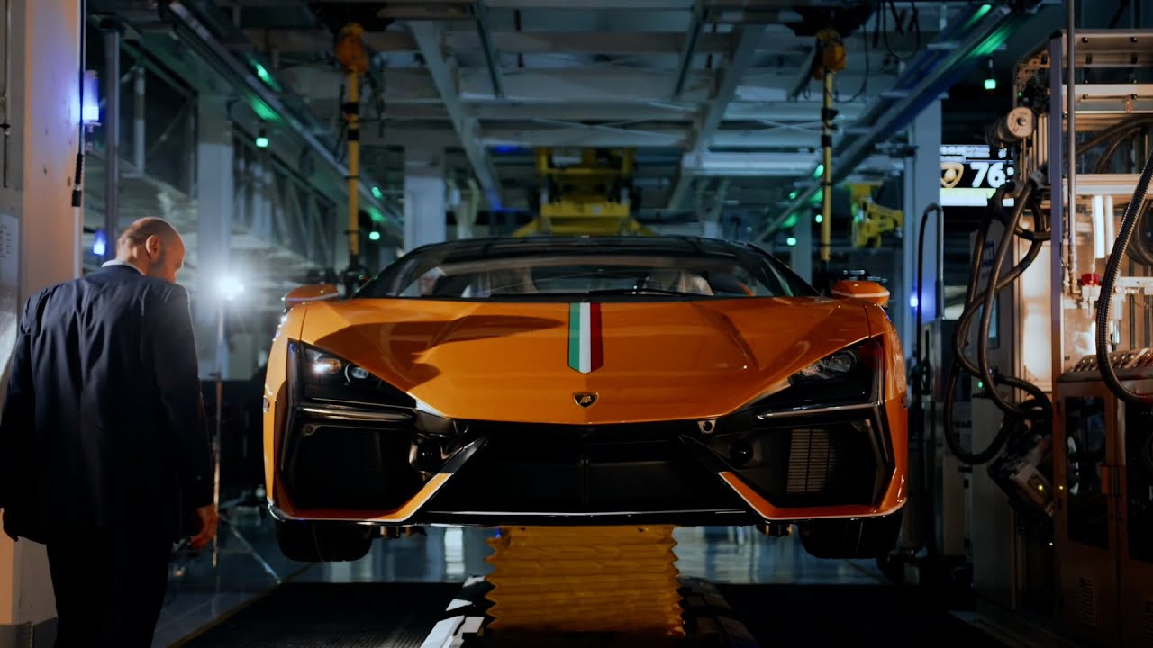 Lamborghini Revuelto: Building the dream
