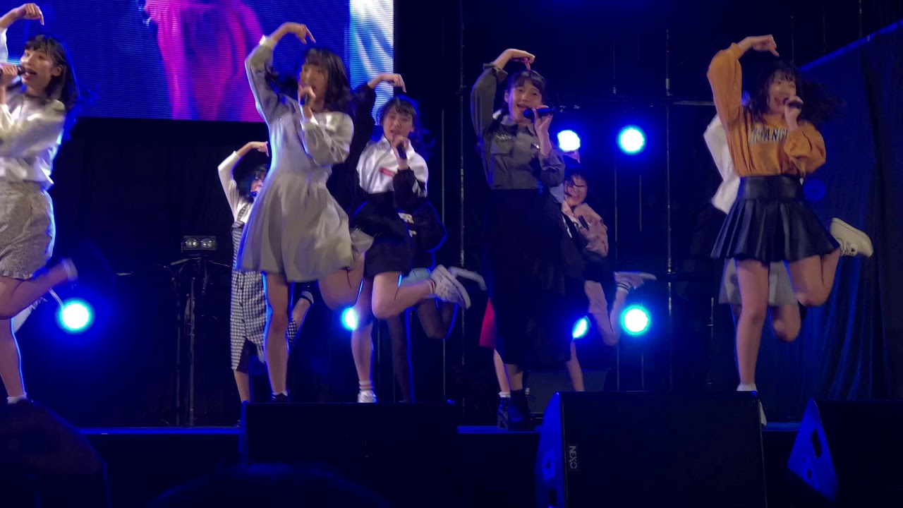 AKB48 16期研究生「抱きつこうか？」（20180311 11月のアンクレット大握手会 スペシャルステージ祭り）