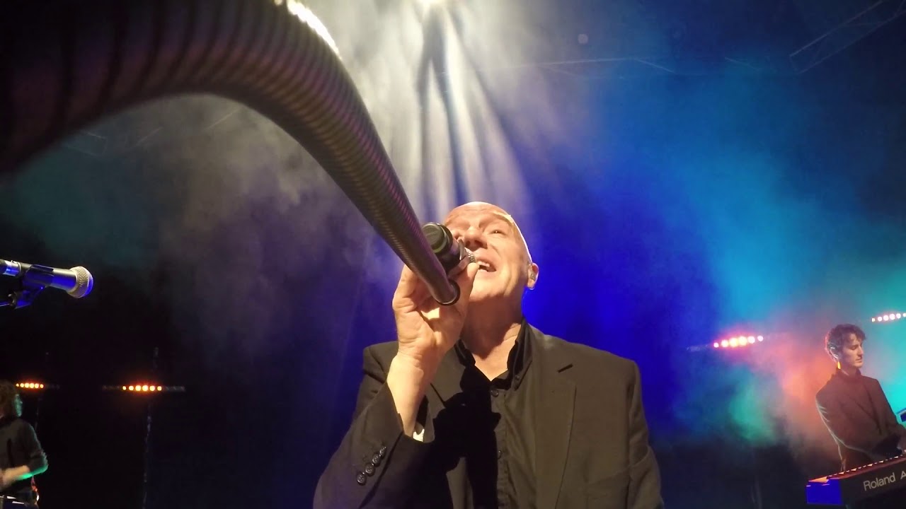 Fade To Grey live 2017