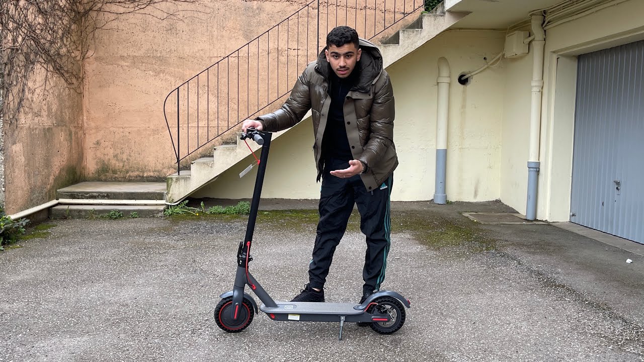 JE TESTE LES WHEELING EN TROTTINETTE ÉLECTRIQUE !? AOVO M365 PRO 😱