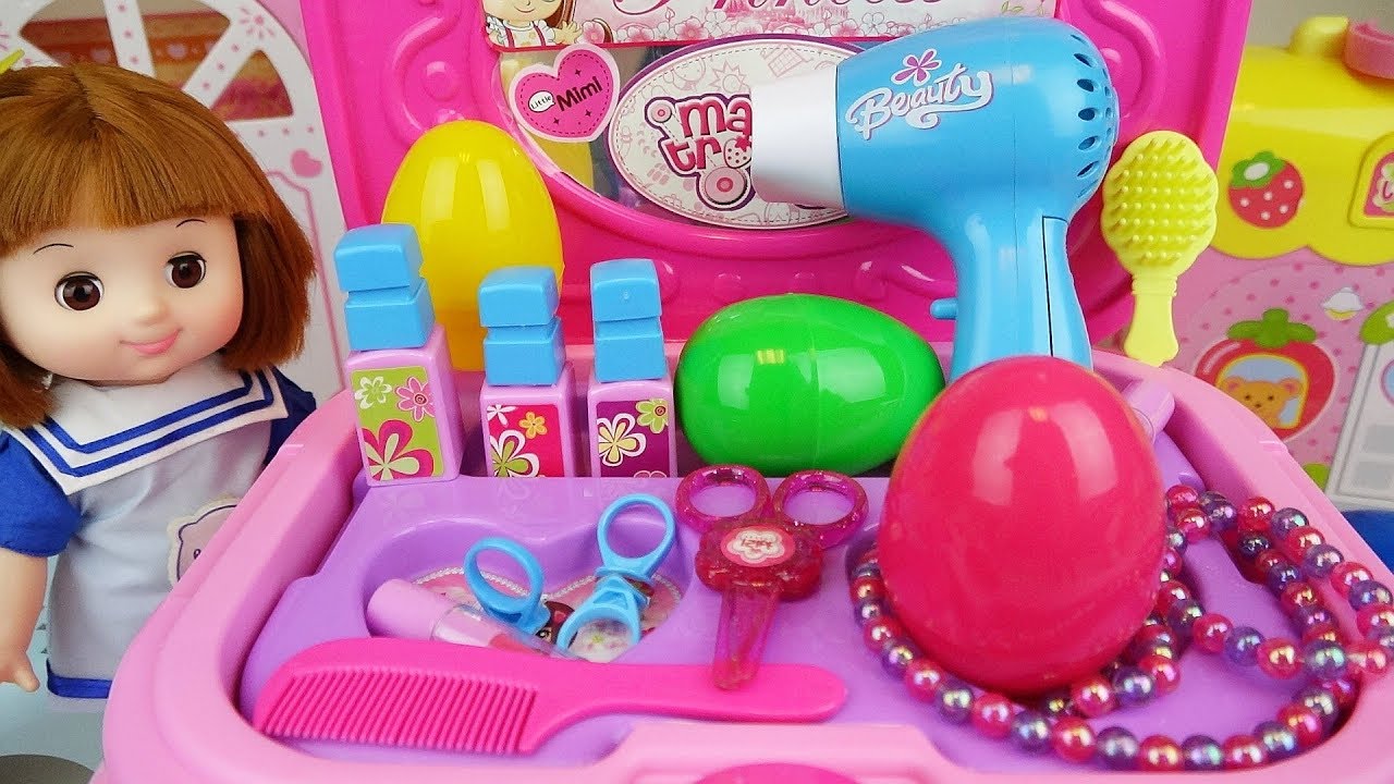 Baby Doli and beauty surprise eggs bag and baby doll hair shop toys play