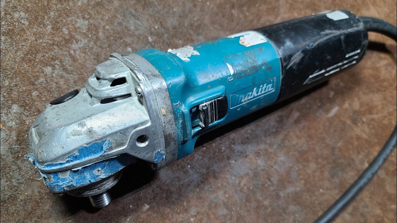 Makita USA 13-Amp High Power Variable Speed 4-1/2