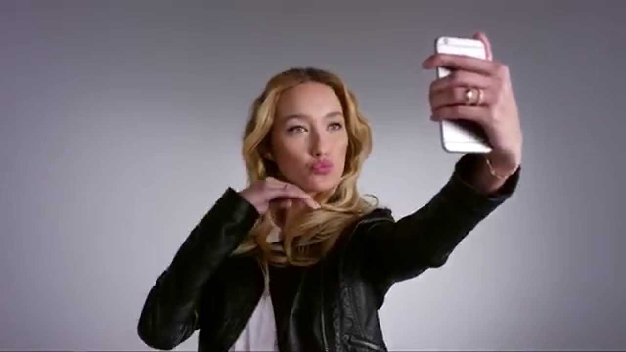 100 Years of Fashion in 2 Minutes   MODE