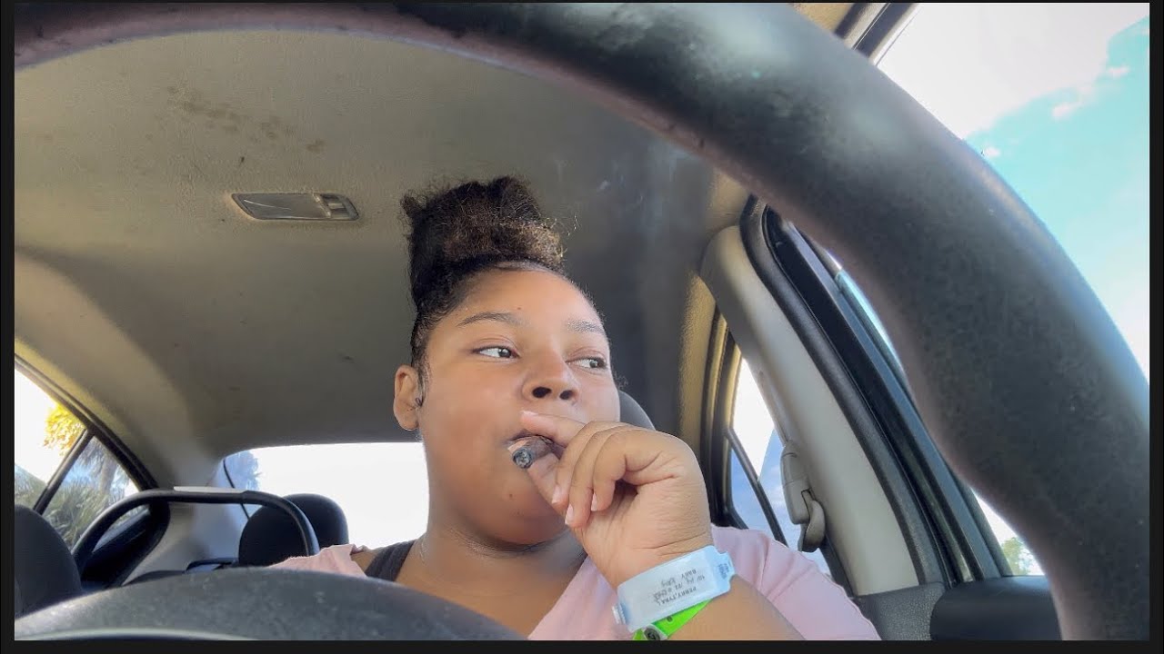 Smoke Sesh | After Birth First Day Back Smoking