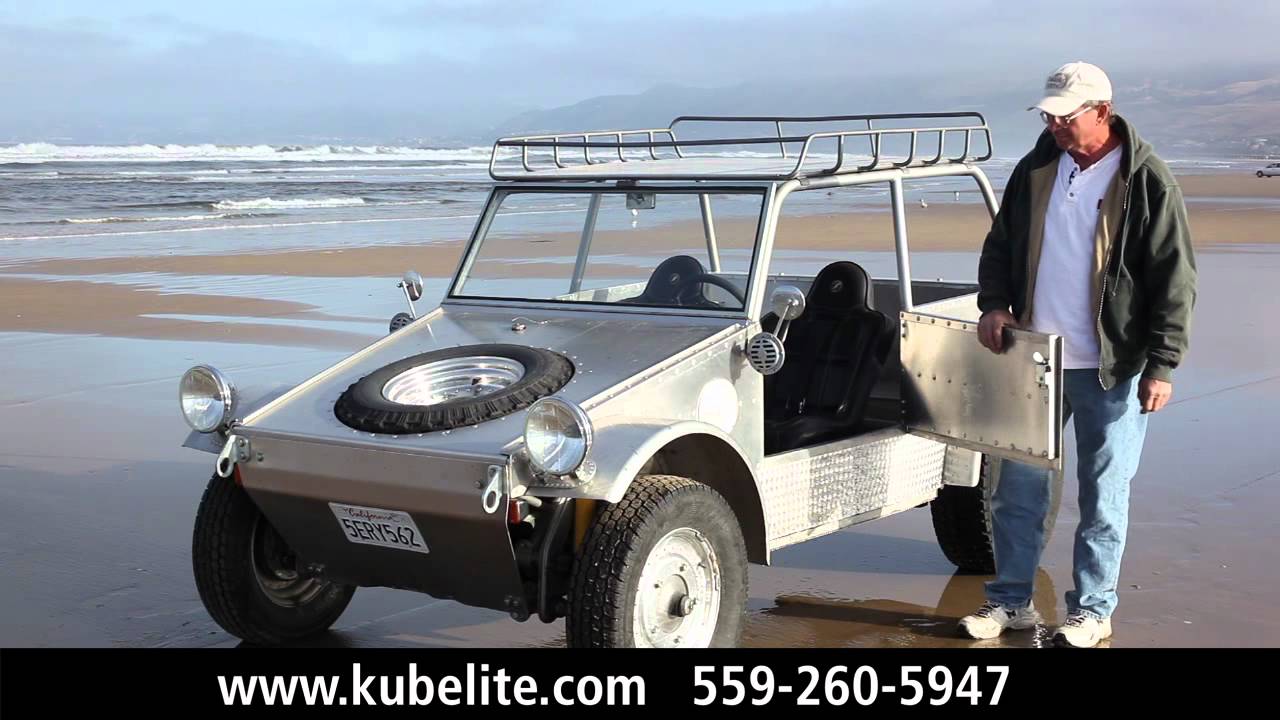 David Barrett's Kubel Lite dune buggy at Pismo Beach, CA.