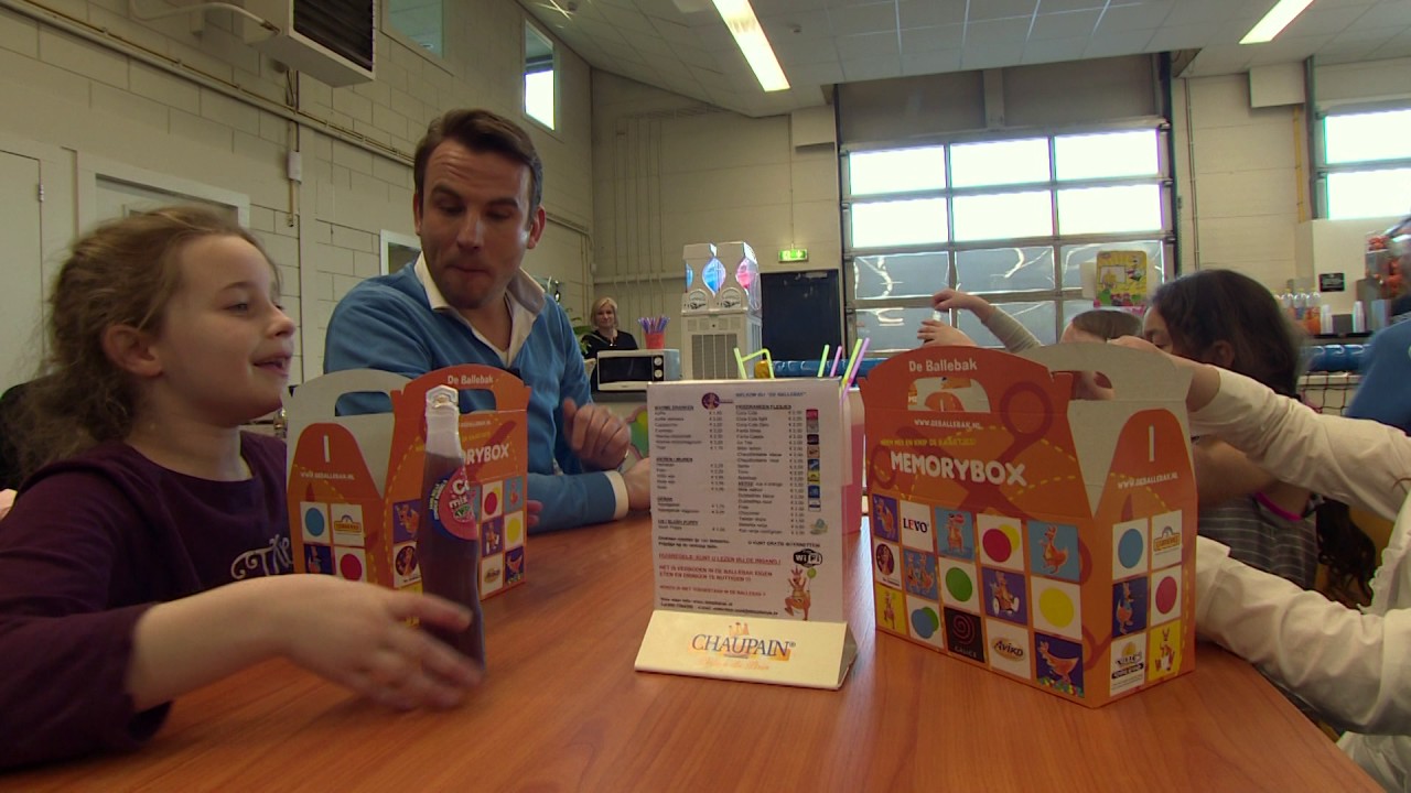 Trips & Travel RTL4 - De Ballenbak Rotterdam
