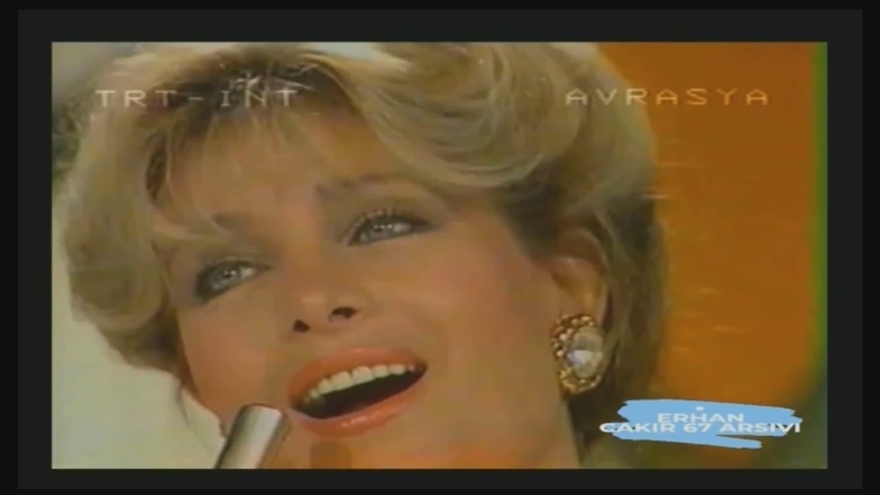 Emel Sayın TRT1 Bayram Konseri #nostalji #emelsayın Bir Sanat Mucizesi Sayın Emel Sayın