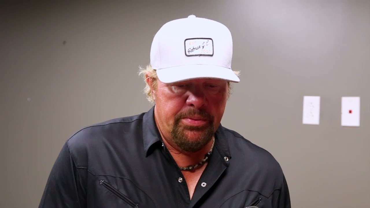Toby Keith talks his foundation & COVID-19 life backstage at charity event