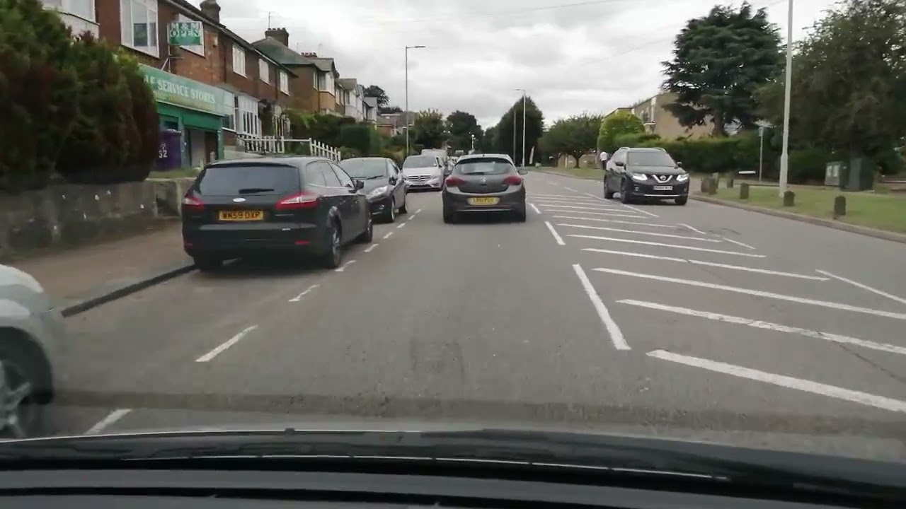 driving from Stevenage to Luton UK 🇬🇧