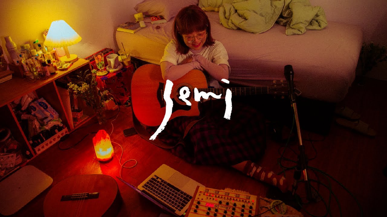 曾稔文 Ami Tseng〈Catch Me Baby Come and Dive〉from DSPS｜ROOM SERVICE