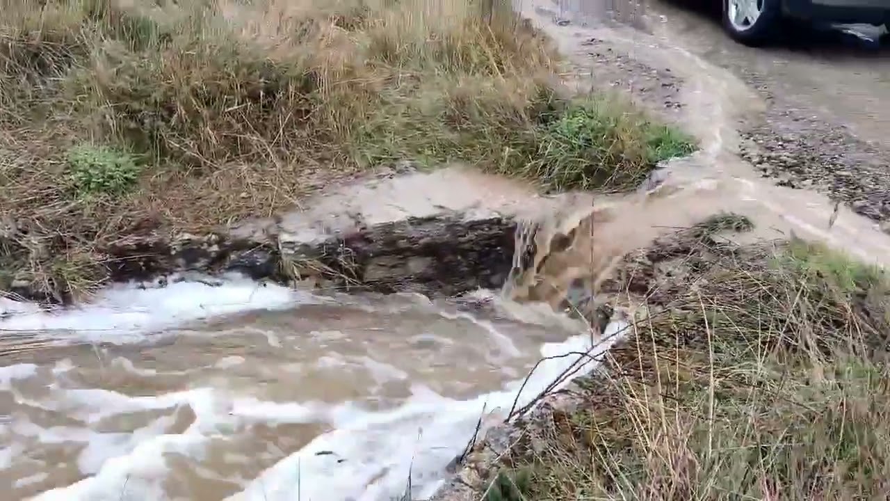 Calles inundadas en La Estación de El Espinar