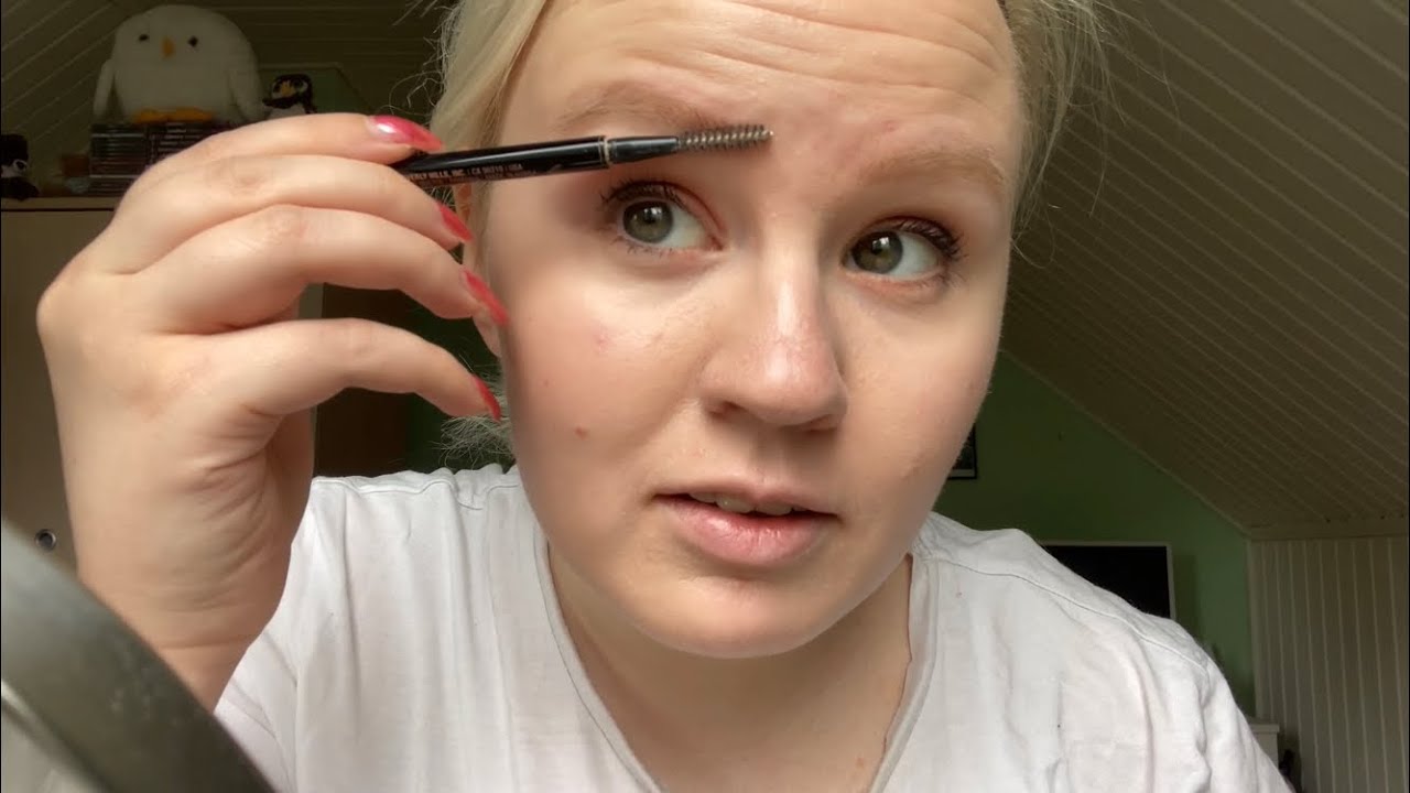 Rentoa meikkailua 😃 (soft spoken) ASMR Suomi