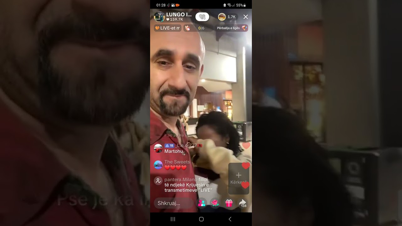 I Riu nga Fieri Ndahet nga Rihana niset per Meksikë fundi telenovelës Columbiane qarje  lotë Dashnie