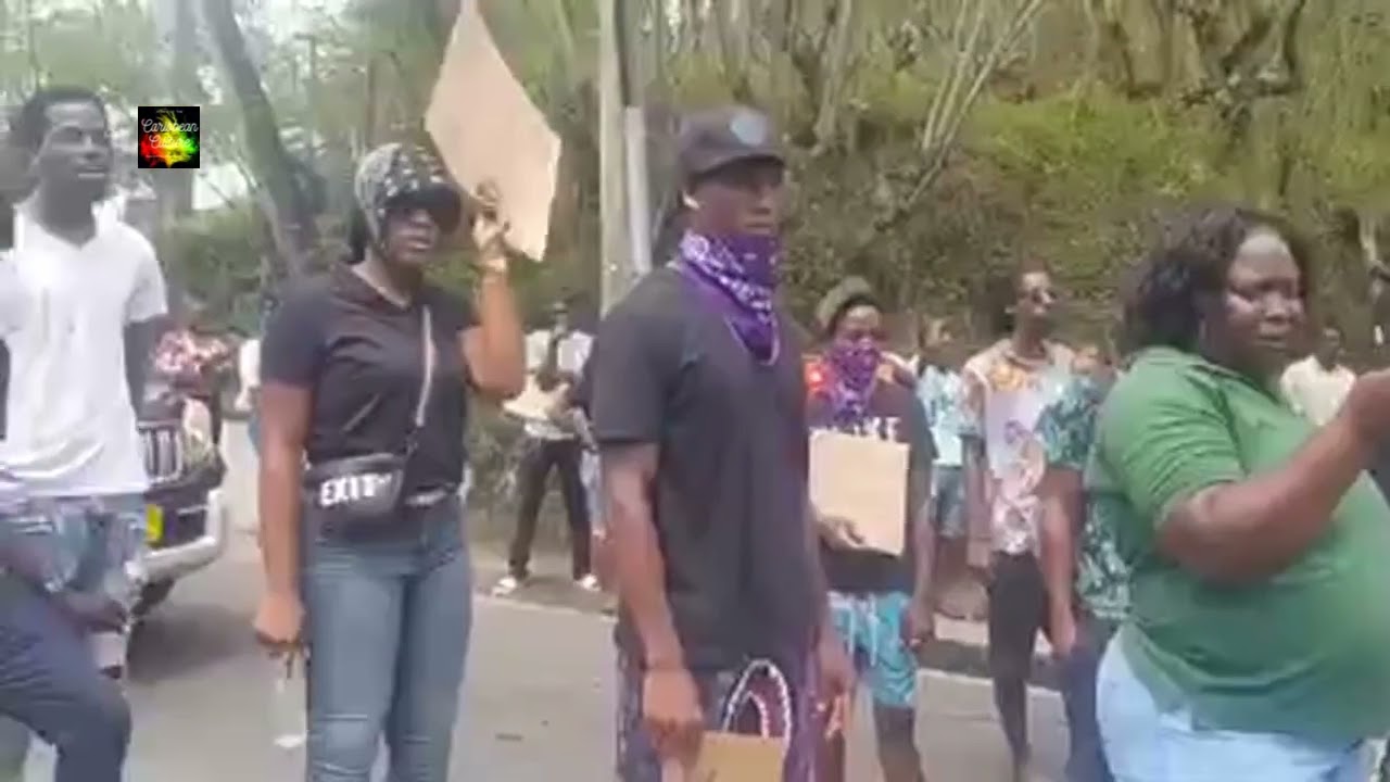 PROTESTING JUSTICES FOR KIMON BELL