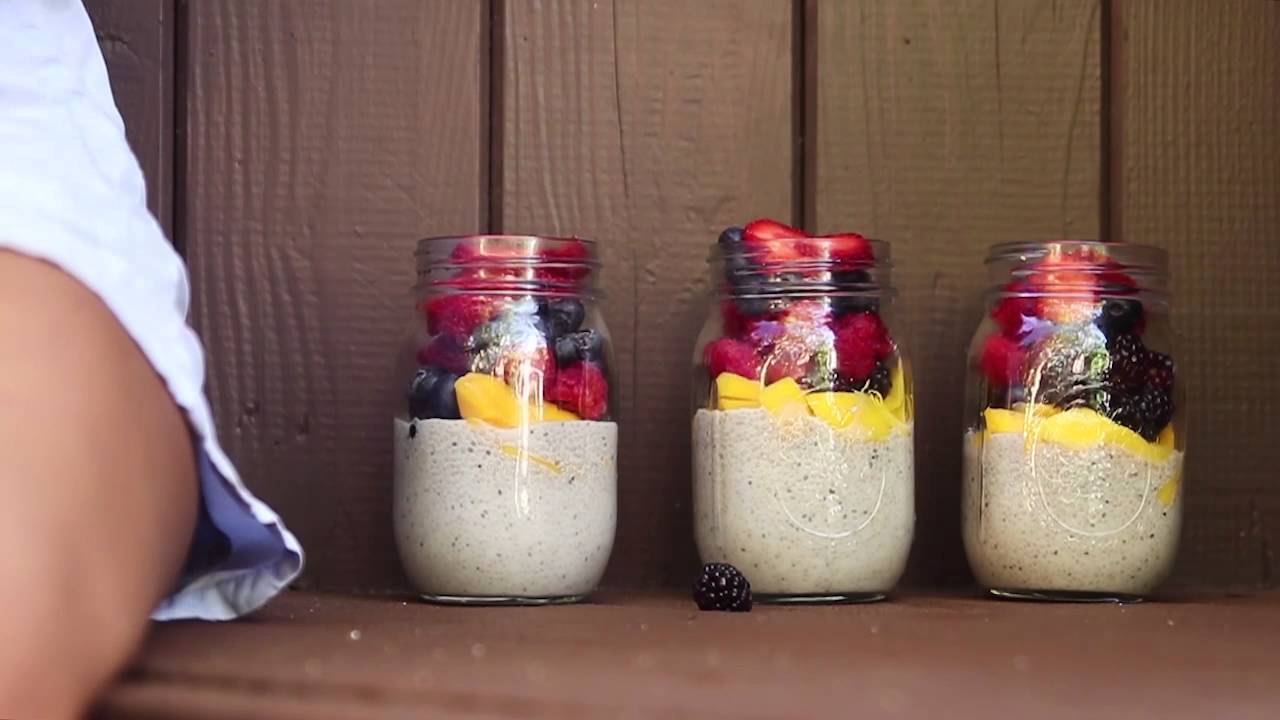 4 Ingredient MAPLE Mamma Chia Pudding