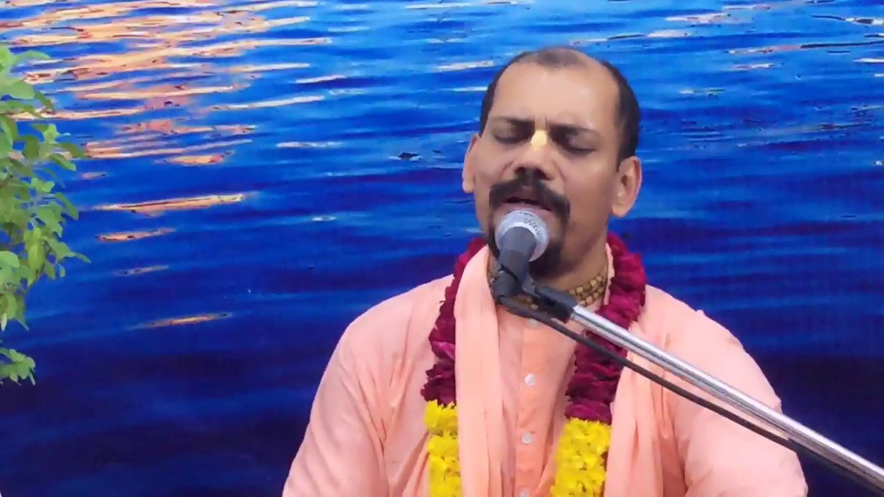 Parama Dhana Radhe Nama Adhar - A Hindi Bhajan on the day of Sri Radhastami on 17-09-2018