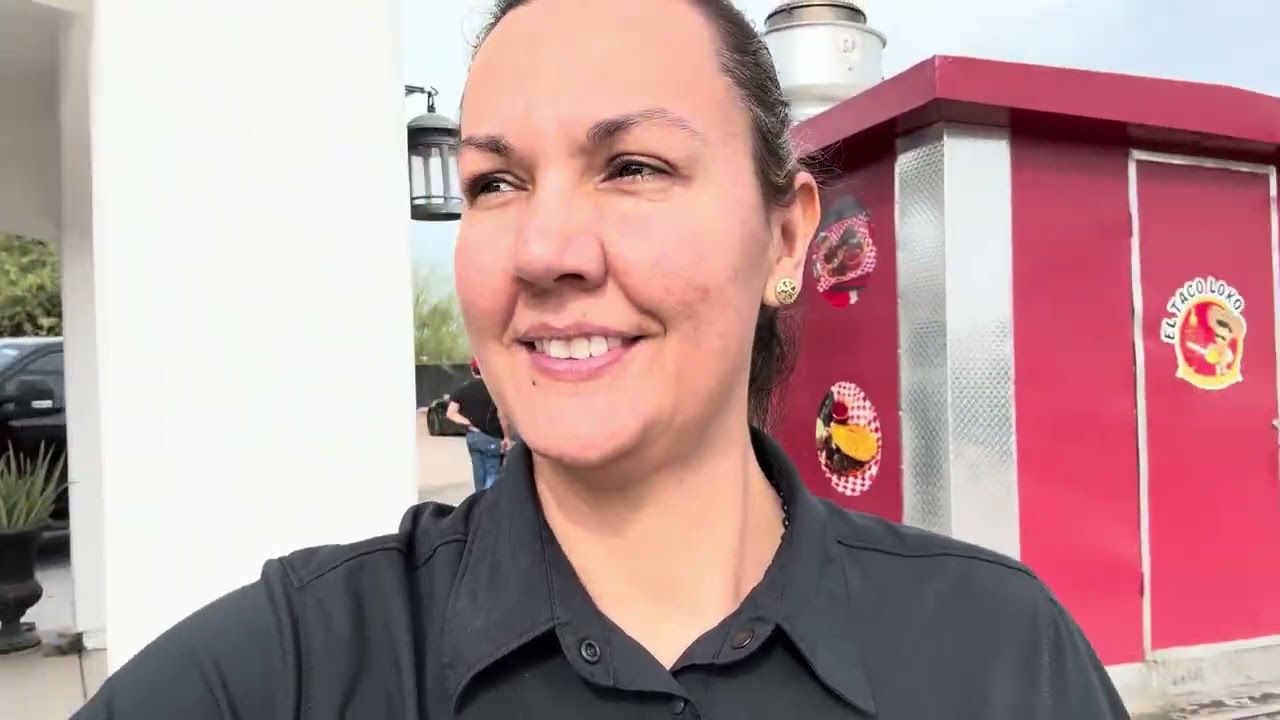 La carreta del Taco loko en reparación 