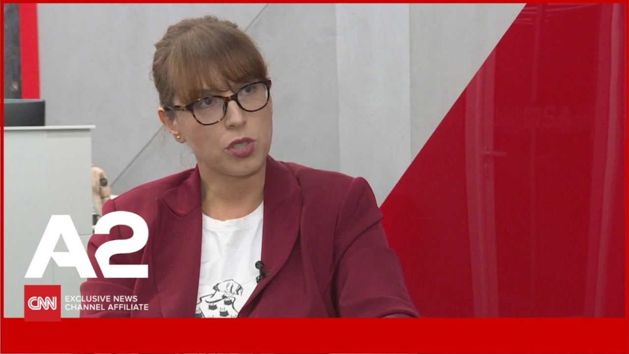 Fizika me 10 studentë, Fakulteti i Shkencave të Natyrës mbetet me 105 studentë