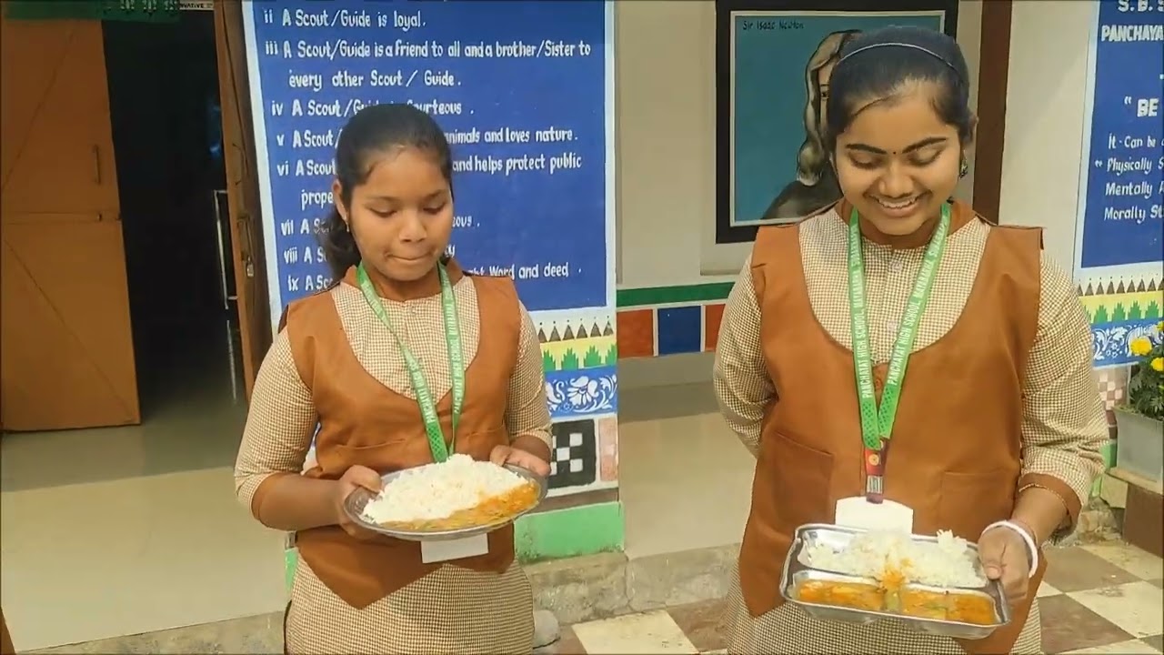 ମଧ୍ୟାହ୍ନ ଭୋଜନ @ ମାୟାବର୍ହା ହାଇସ୍କୁଲ